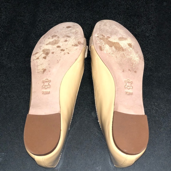 Tory Burch nude flats, brand new w/o tag, leather - Picture 4 of 6